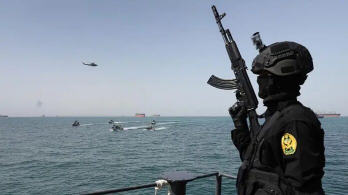 iran-cierra-el-estrecho-de-ormuz:-cual-es-su-importancia-estrategica-y-que-consecuencias-tiene-ya-su-clausura