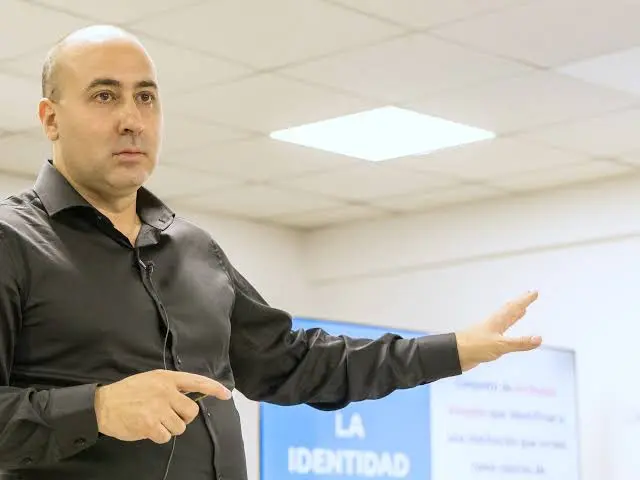 cerimedo,-asesor-de-paz,-llama-golpista-a-ciudadano-cruceno