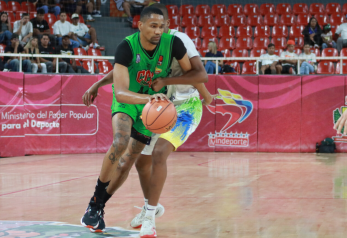 superliga-profesional-de-baloncesto:-cocodrilos-y-spartans-comenzaron-invictos