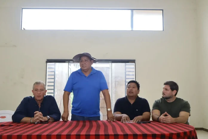 branko-marinkovic-socializa-el-50/50-con-los-indigenas