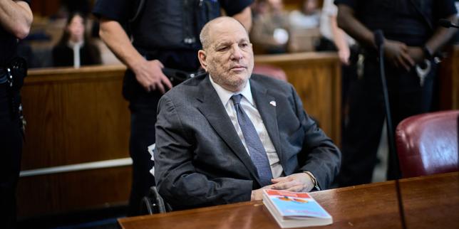 harvey-weinstein-decrit-sa-vie-en-prision-como-«un-infierno»-y-clame-son-inocence-avant-un-nouveau-proces