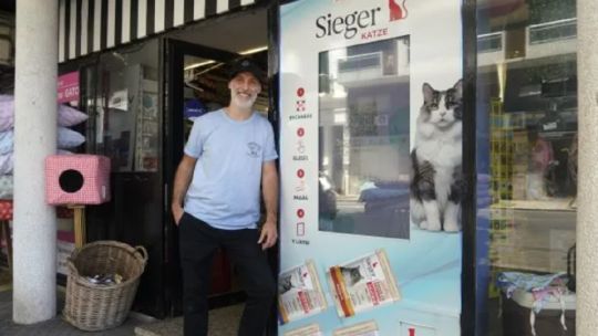 un-emprendedor-rosarino-fabrico-una-maquina-que-vende-alimento-para-mascotas-las-24-horas
