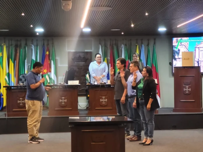 la-ald-de-santa-cruz-elige-a-oscar-fenney-como-su-presidente