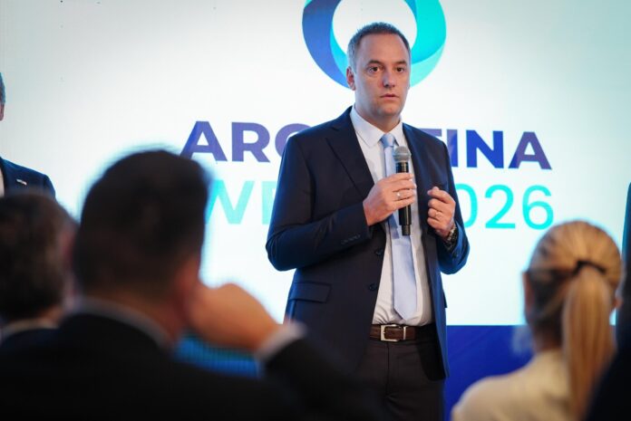 government-looks-to-move-on-from-adorni-scandal-amid-speculation-over-friendly-fire