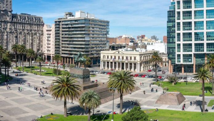 reforma-tributaria:-uruguay-recauda-el-90%-de-sus-ingresos-con-tres-impuestos-que-tambien-tiene-argentina