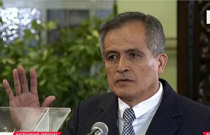 jose-zapata-morante-jura-como-nuevo-ministro-del-interior-en-el-gobierno-de-jose-maria-balcazar