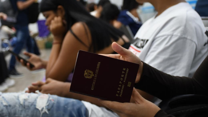 tramite-seguro-y-sin-intermediarios:-asi-funciona-el-sistema-digital-de-pasaportes-del-valle-del-cauca-para-garantizar-una-atencion-agil-y-ordenada.