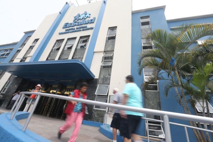 essalud:-revelan-ordenes-de-servicio-por-mas-de-s/-1-millon-a-empresa-de-allegada-a-familia-horna