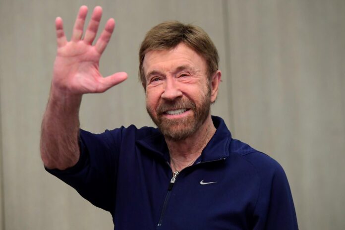 murio-chuck-norris