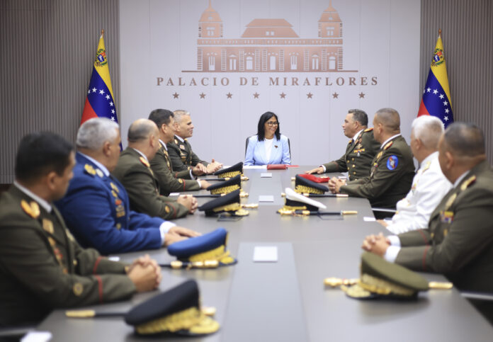 delcy-rodriguez-renueva-el-alto-mando-militar-tras-destituir-a-padrino-lopez