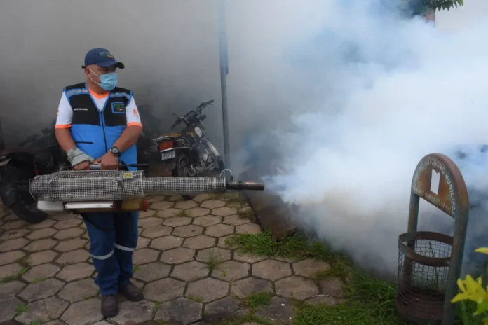 la-alcaldia-crucena-continua-campana-contra-el-chikungunya