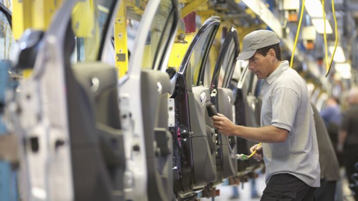 alarma-en-la-industria:-inflacion-persistente,-dolar-atrasado-y-un-llamado-del-gobierno-que-preocupa