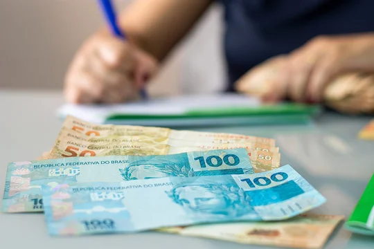las-pensiones-especiales-consumen-el-futuro-fiscal-de-brasil