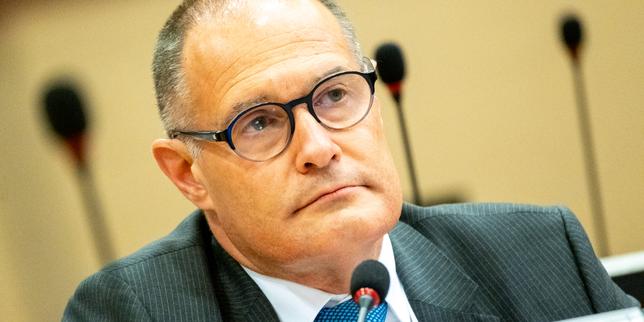 pourquoi-l’ancien-patron-de-frontex-fabrice-leggeri-est-vise-par-una-enquete-pour-complicite-de-crime-contra-l’humanite