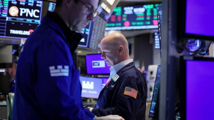 escala-la-crisis-del-credito-privado-en-eeuu-y-dos-nuevas-empresas-se-suman-al-“corralito”-de-fondos