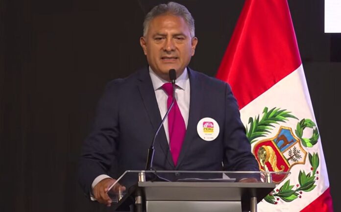 carlos-jaico-en-debate-presidencial:-“aumentaremos-el-presupuesto-del-mininter-en-al-menos-30%-para-especializar-a-la-policia”
