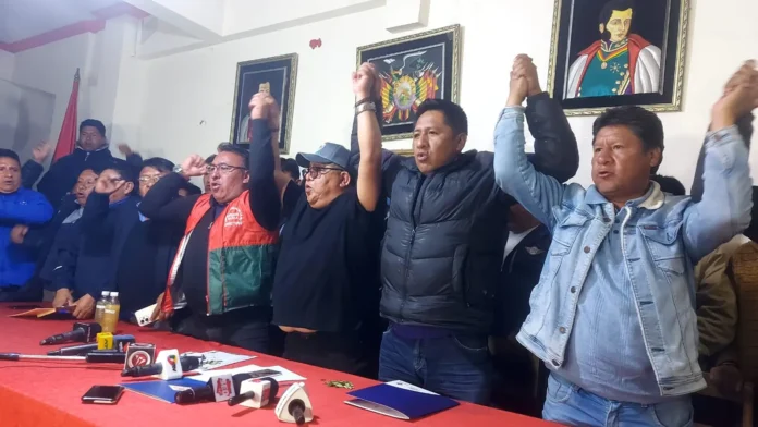 transporte-paceno-va-a-paro-indefinido-por-“gasolina-basura”