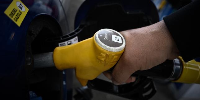 las-estaciones-de-servicio-autorizadas-para-vender-un-gas-mas-resistente-al-frio,-«a-titulo-excepcional»,-para-hacer-frente-a-las-dificultades-de-aprobacion