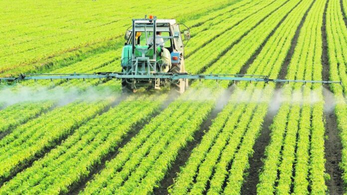 la-guerra-encarece-fertilizantes-y-enciende-alertas-sobre-balanza-comercial,-proximas-cosechas-e-inflacion-de-alimentos