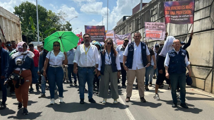 ¡atencion!-se-levanta-el-paro-minero-en-el-bajo-cauca-antioqueno:-estos-son-los-acuerdos-entre-la-mesa-minera-y-el-gobierno-nacional
