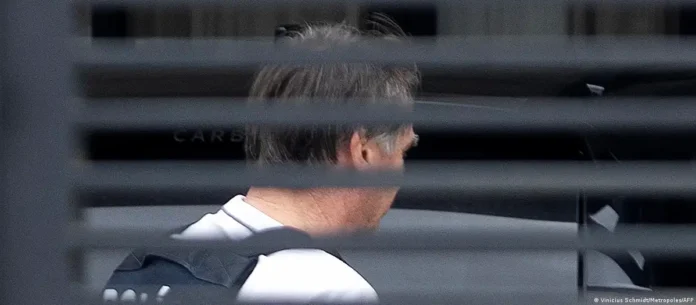 bolsonaro-vende-del-hospital-a-cumplir-prision-domiciliaria