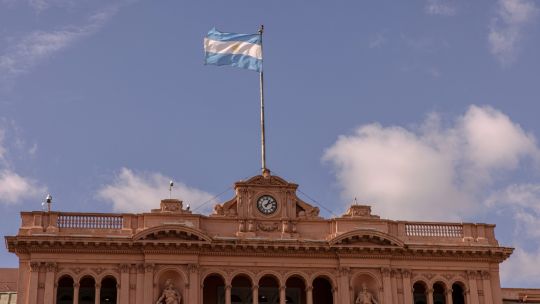 el-riesgo-de-precios-de-venta-de-bonos-por-us$-150-millones-de-argentina-tras-el-mandato-de-milei