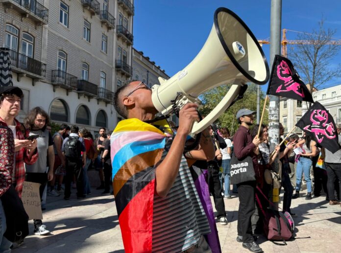 protestan-en-portugal-contra-reforma-para-limitar-la-autodeterminacion-de-genero