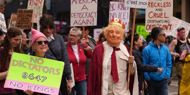 video.-mas-millones-de-manifestantes-protestantes-contra-donald-trump-en-estados-unidos