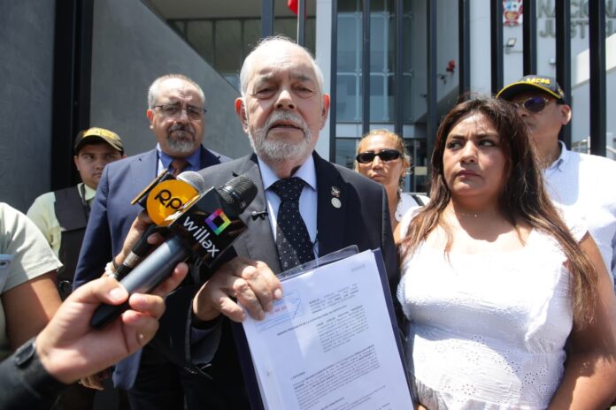 el-congresista-jorge-montoya-presenta-denuncia-ante-la-jnj-y-solicita-destitucion-del-juez-jorge-chavez-tamariz