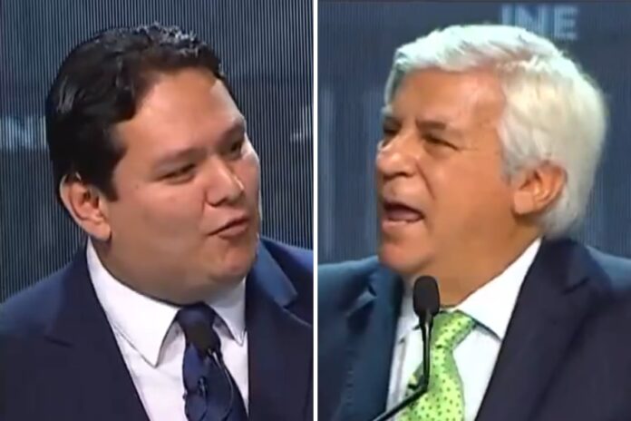 enrique-valderrama-y-fernando-olivera-protagonizan-incidente-en-debate:-moderadores-les-llamaron-la-atencion-|-video