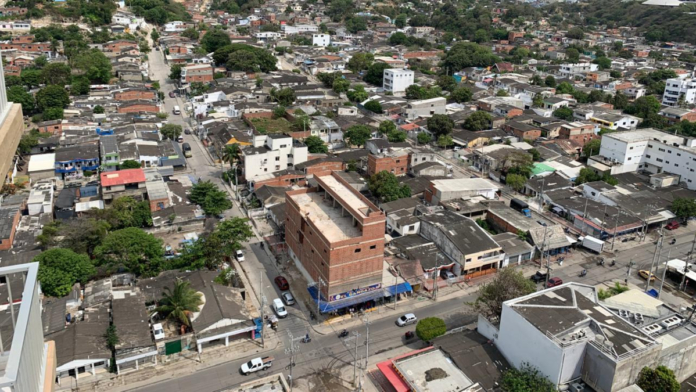 cartagena:-asaltante-dispara-a-una-mujer-durante-atraco,-mientras-sigue-impune-asesinato-de-esilda-reyes,-de-67-anos,-en-robo