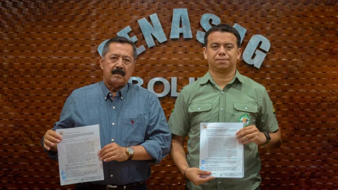 sellan-convenio-por-la-salud-bovina-y-bubalina-de-pando