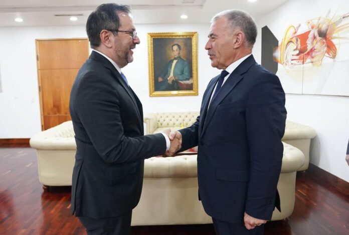 portugal-espera-libertad-de-presos-politicos-lusos-tras-reunion-con-canciller-de-venezuela