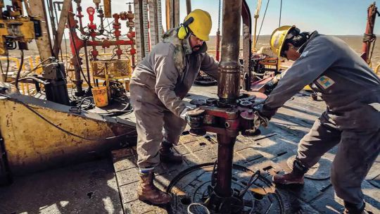 vaca-muerta-convierte-la-crisis-petrolera-mundial-en-una-oportunidad-para-argentina