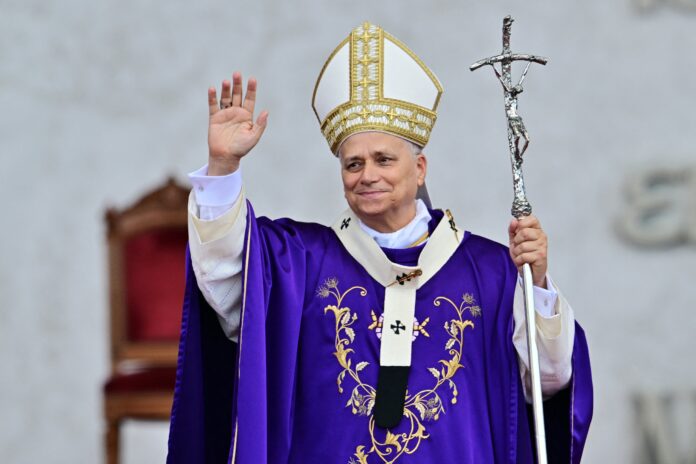 leon-xiv,-su-primer-via-crucis,-una-cronica-de-fernando-vivas