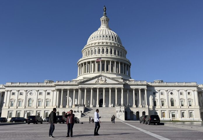 analisis-de-entorno:-el-tiempo-de-washington,-el-del-chavismo-y-el-del-pueblo