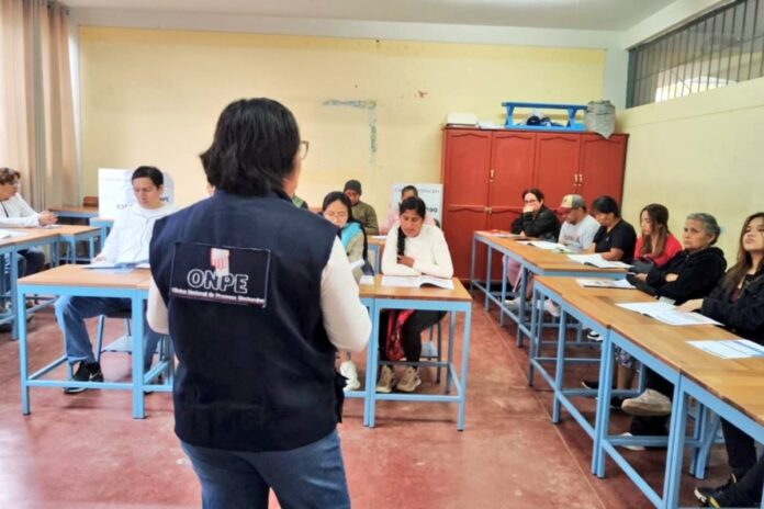 elecciones-2026:-onpe-realiza-ultima-jornada-de-capacitacion-para-miembros-de-mesa