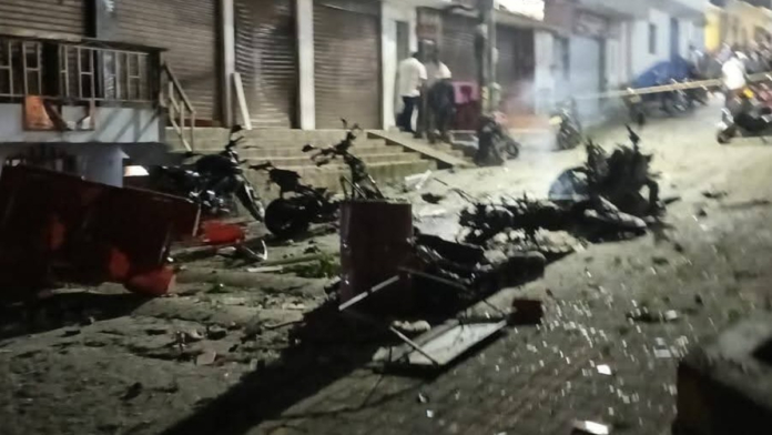 identifica-al-paciente-que-iba-herido-en-una-ambulancia-y-que-un-grupo-armado-termino-asesinando-en-via-a-briceno:-se-relacionan-caso-con-la-moto-bomba