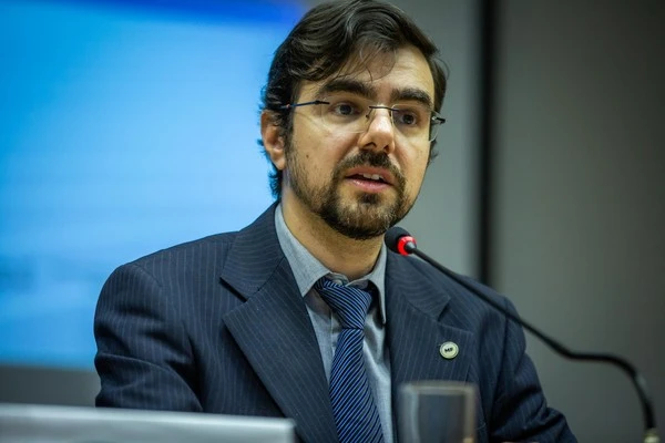 directorio-de-petrobras:-mello-pick-indica-cambio-de-politica
