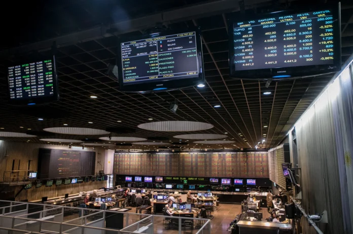 merval-se-recupera-a-3006.248-mientras-se-mantiene-el-nivel-de-3-millones-despues-de-la-liquidacion