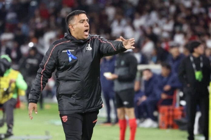 cesar-farias-arranca-su-camino-en-la-libertadores