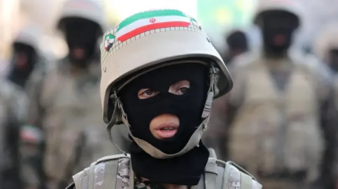 como-iran-esta-usando-a-ninos-en-tareas-de-seguridad-en-la-guerra