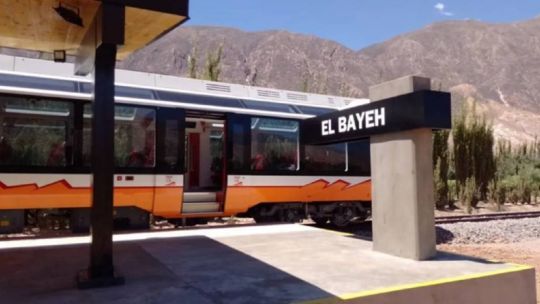 el-tren-solar-de-la-quebrada-inauguro-una-nueva-estacion