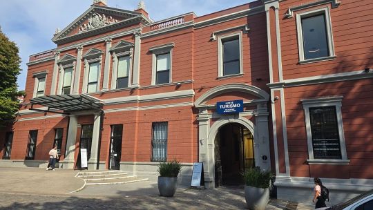en-recoleta-la-ciudad-de-buenos-aires-inauguro-un-hub-de-turismo