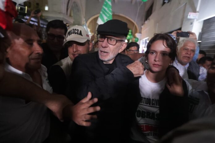 ricardo-belmont-amenaza-con-denunciar-a-periodistas-que-lo-fiscalizan