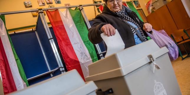 elecciones-en-hongrie:-el-pais-suspendido-en-el-depouillement-des-legislatives,-despues-de-un-dia-de-votacion-marcado-por-una-participacion-historica