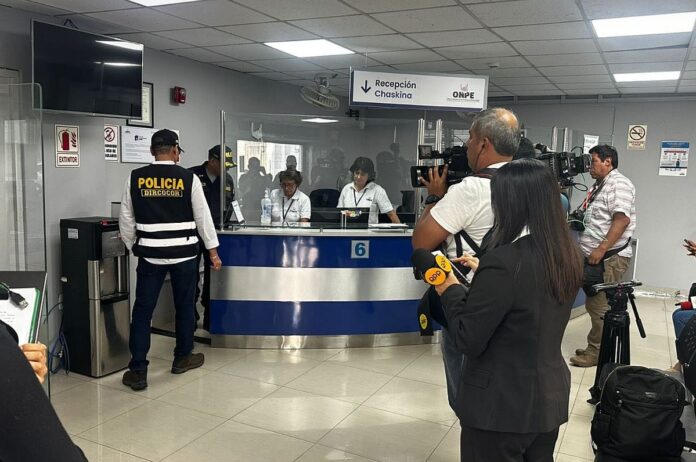 fiscalia-y-policia-anticorrupcion-realiza-diligencias-en-onpe-y-empresa-galaga
