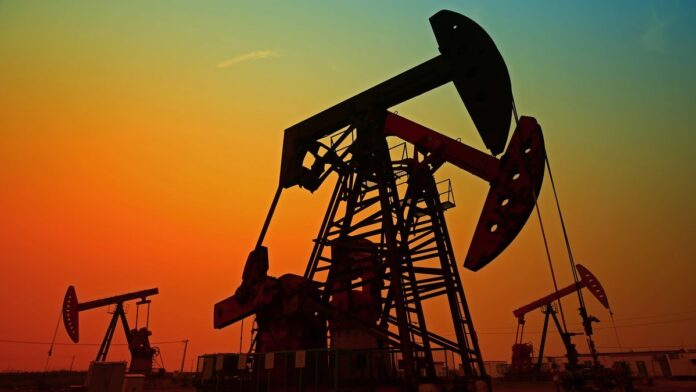 el-petroleo-volvio-a-superar-los-u$s100-tras-el-anuncio-del-bloqueo-estadounidense-a-iran