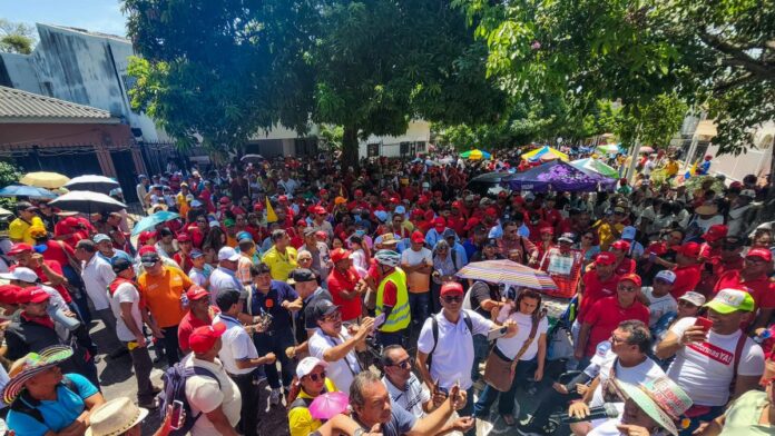 este-miercoles-15-de-abril-no-habra-clases-en-colegios-oficiales-de-barranquilla:-magisterio-convoca-a-paro-nacional-con-movilizacion-en-soledad