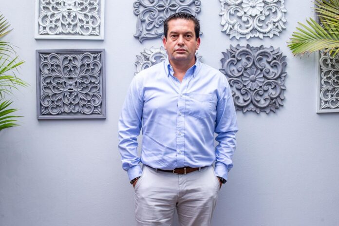 miguel-torres,-de-fuerza-popular:-“hemos-aprendido-que-una-fiscalizacion-firme-es-indispensable,-pero-debe-ejercerse-evitando-excesos”